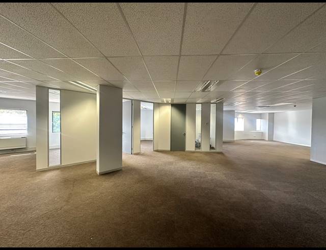 474M² OFFICE TO LET IN PARKTOWN